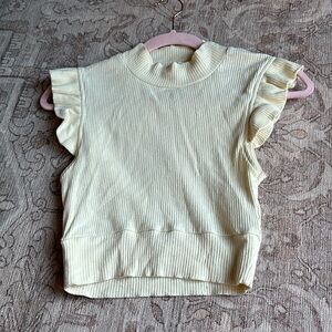 Storia light yellow cropped top, medium